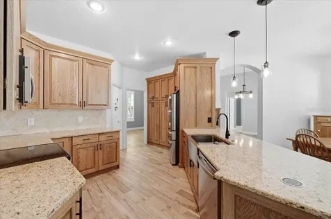 2214 Longmore Circle Valrico FL 33596