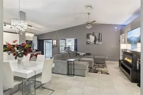8602 Wellington Loop Kissimmee FL 34747