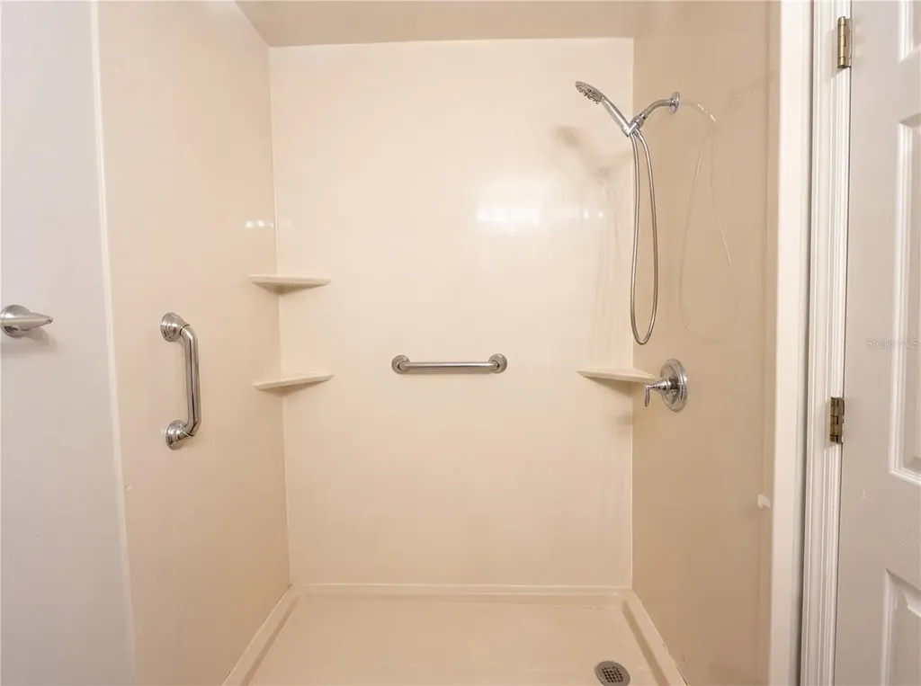 2483 Walkertown Avenue Deltona FL 32725