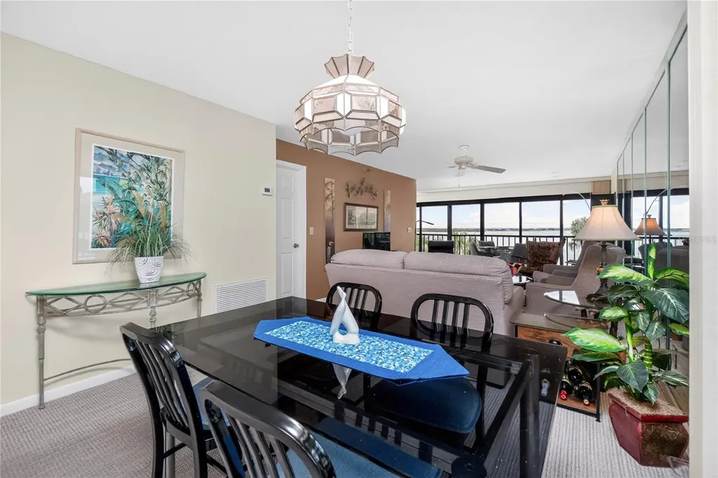 1591 Beach Road Englewood FL 34223