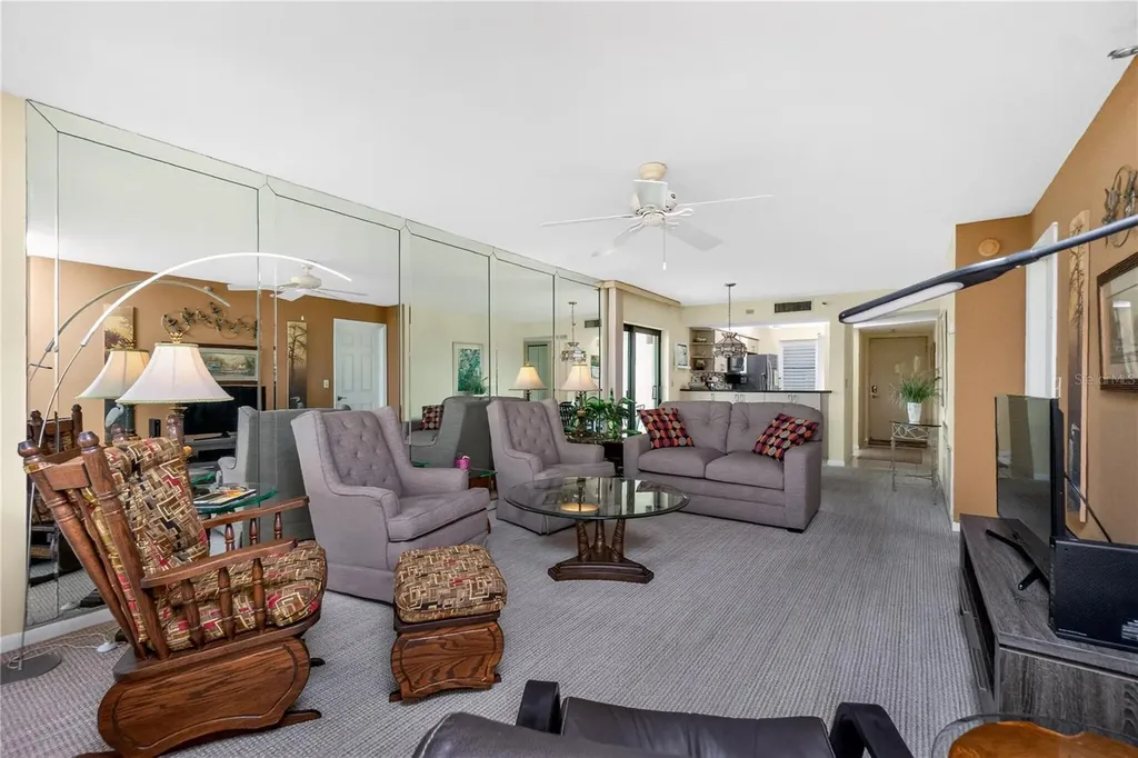 1591 Beach Road Englewood FL 34223
