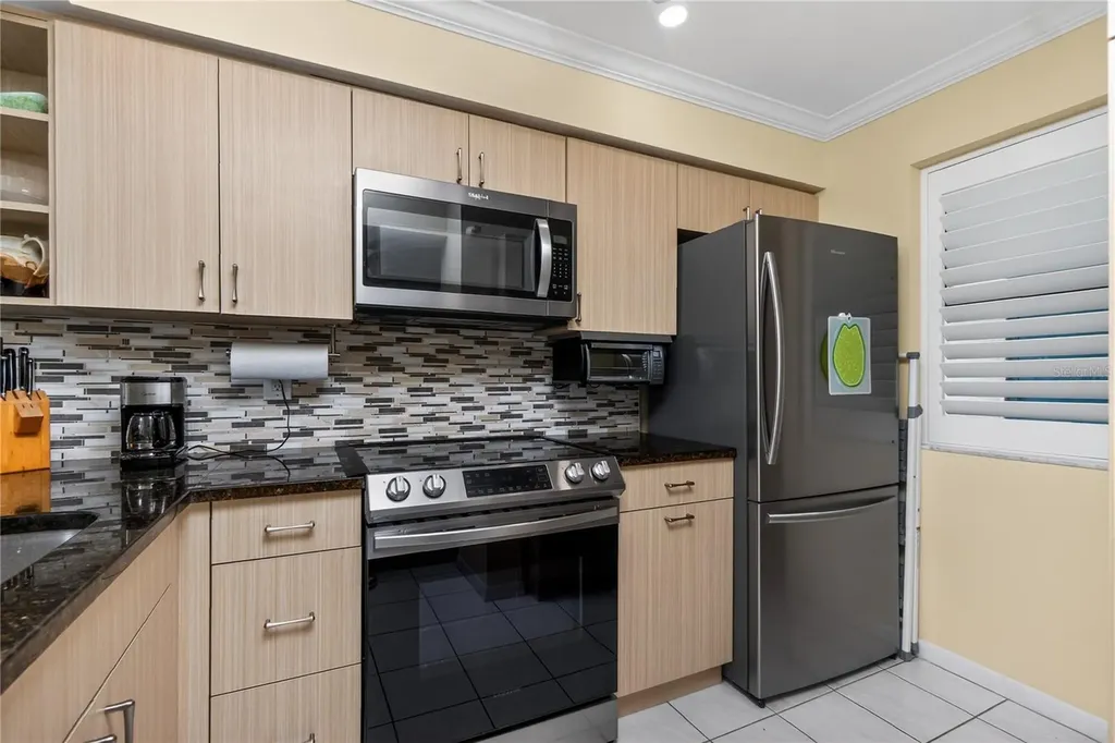 1591 Beach Road Englewood FL 34223