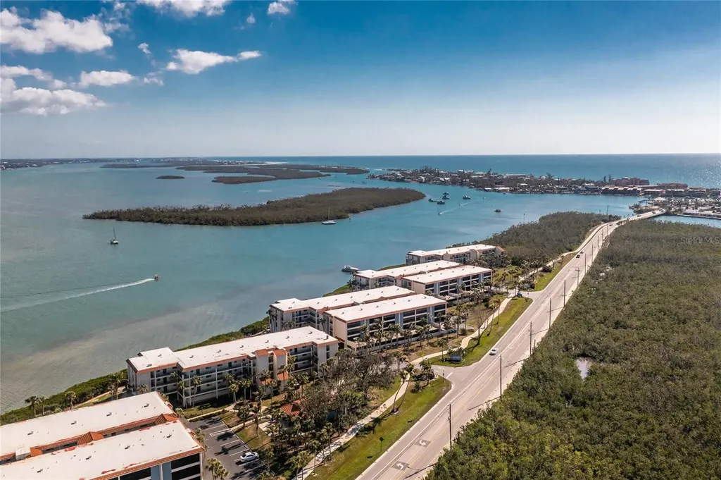 1591 Beach Road Englewood FL 34223
