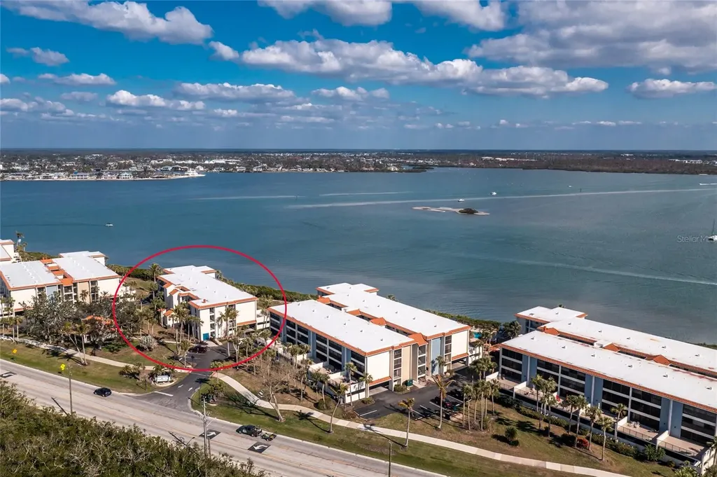 1591 Beach Road Englewood FL 34223