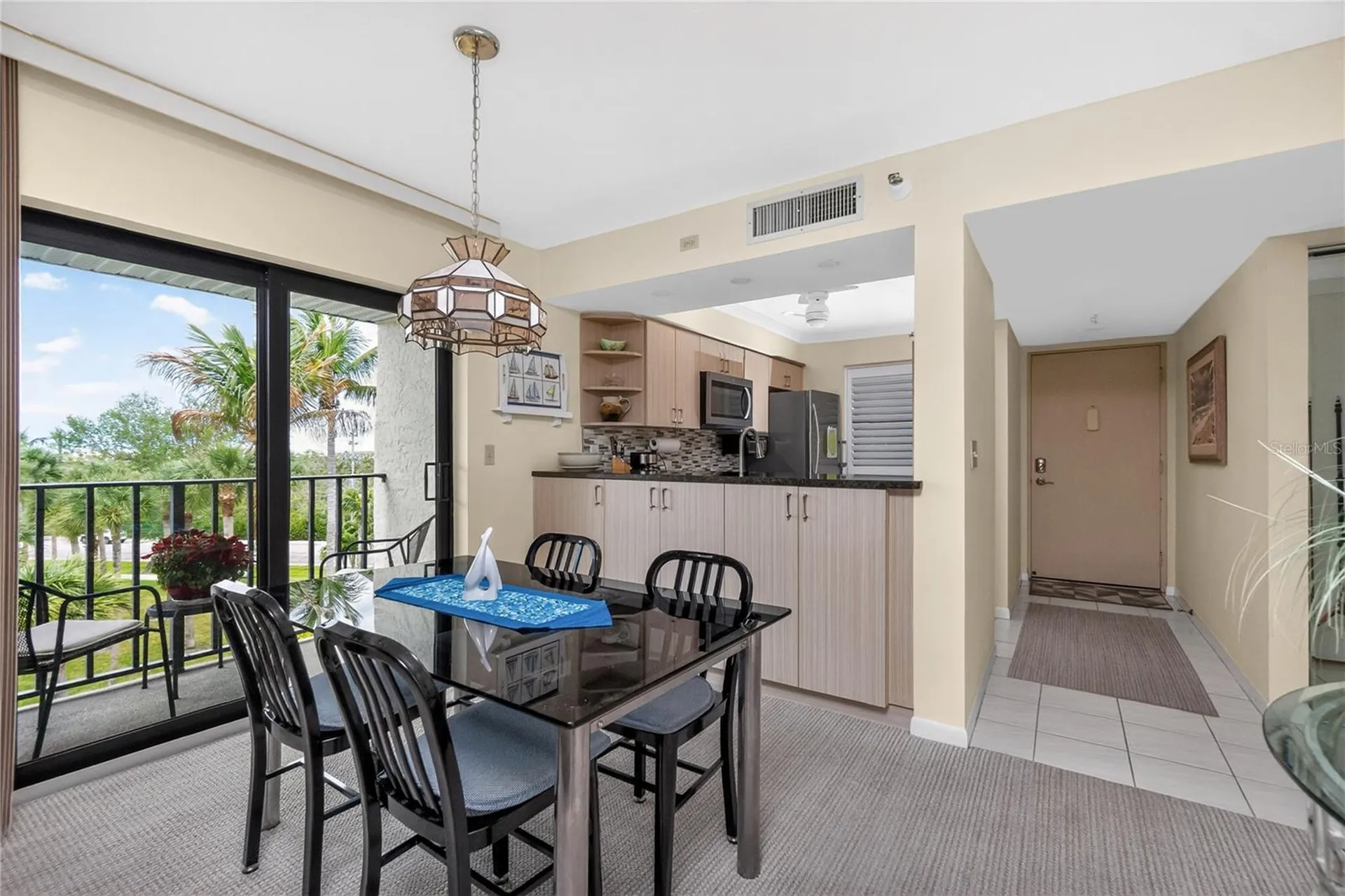 1591 Beach Road Englewood FL 34223