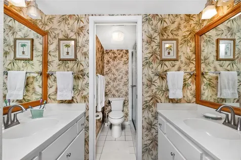 1591 Beach Road Englewood FL 34223