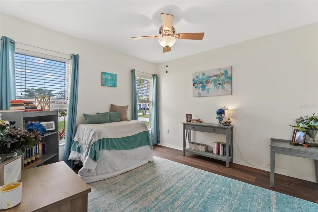 816 Queen Palm Lane Sarasota FL 34243