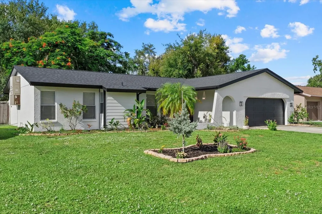 816 Queen Palm Lane Sarasota FL 34243