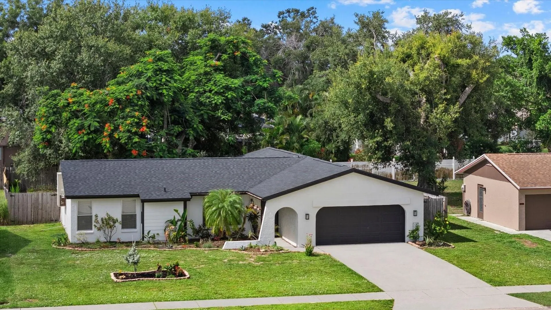 816 Queen Palm Lane Sarasota FL 34243