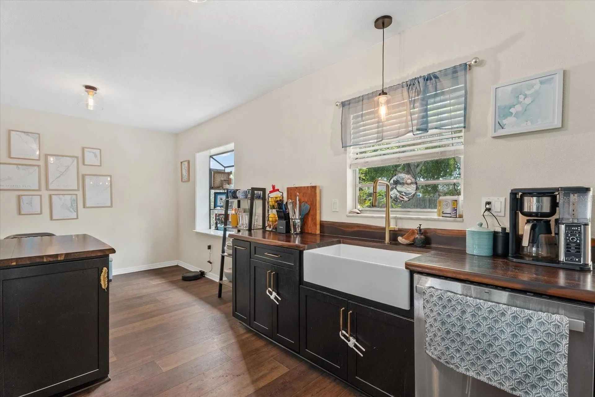 816 Queen Palm Lane Sarasota FL 34243