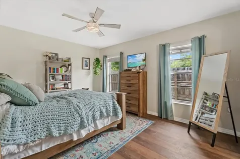 816 Queen Palm Lane Sarasota FL 34243