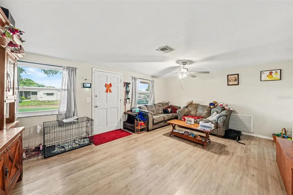 2927 Finch Drive Holiday FL 34690