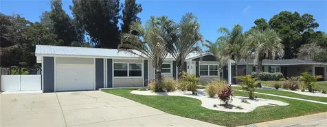 3698 61st Way N St Petersburg FL 33710