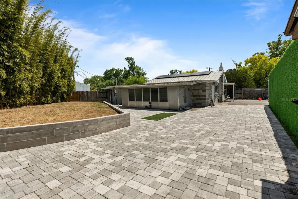5424 Edgewater Drive Orlando FL 32810