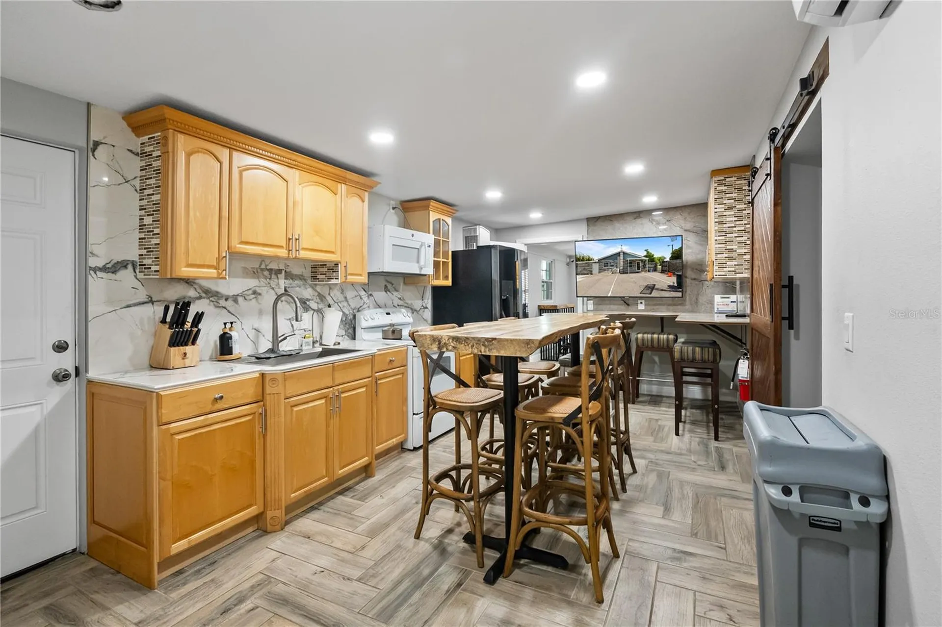 5424 Edgewater Drive Orlando FL 32810