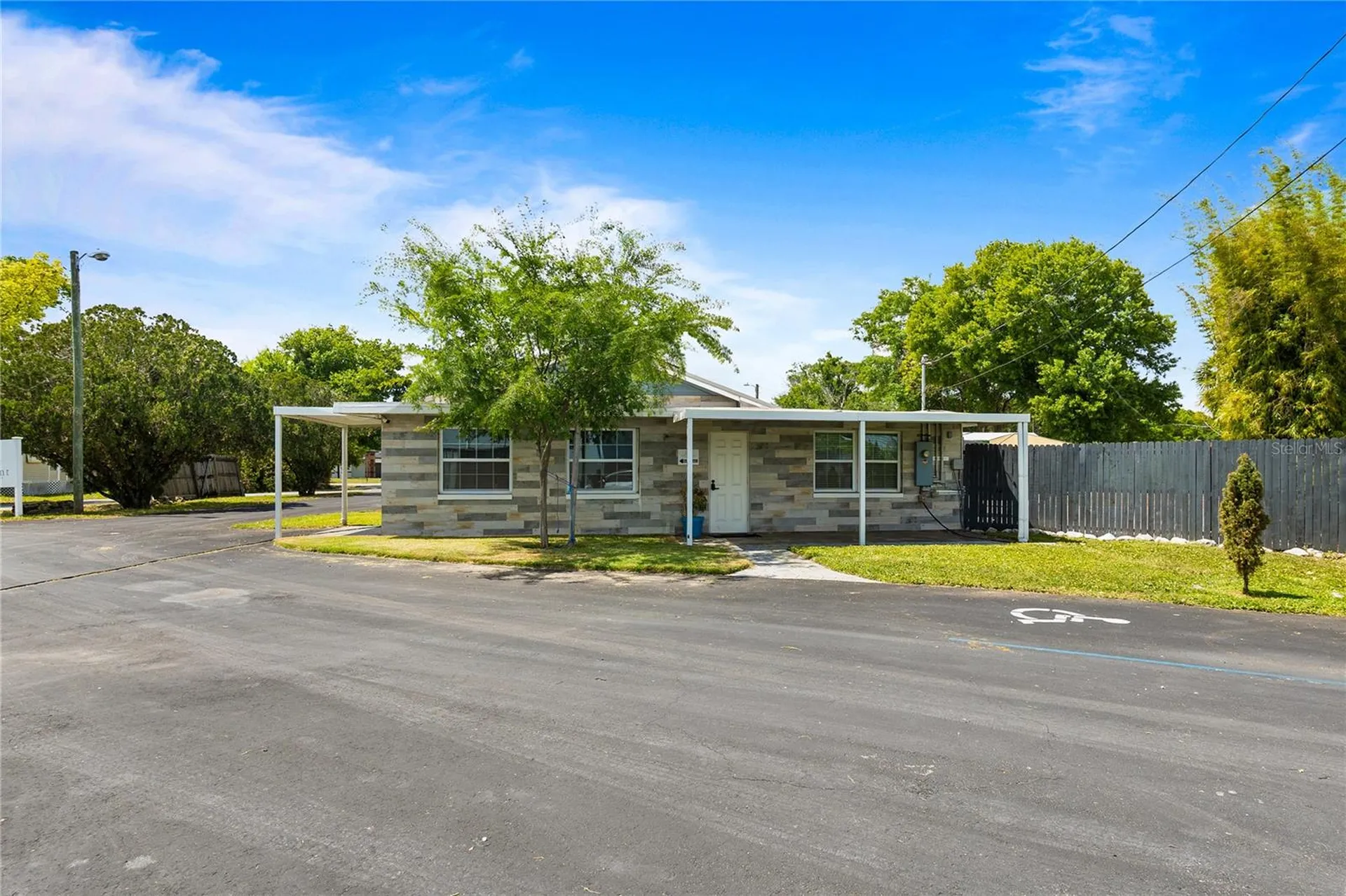 5424 Edgewater Drive Orlando FL 32810