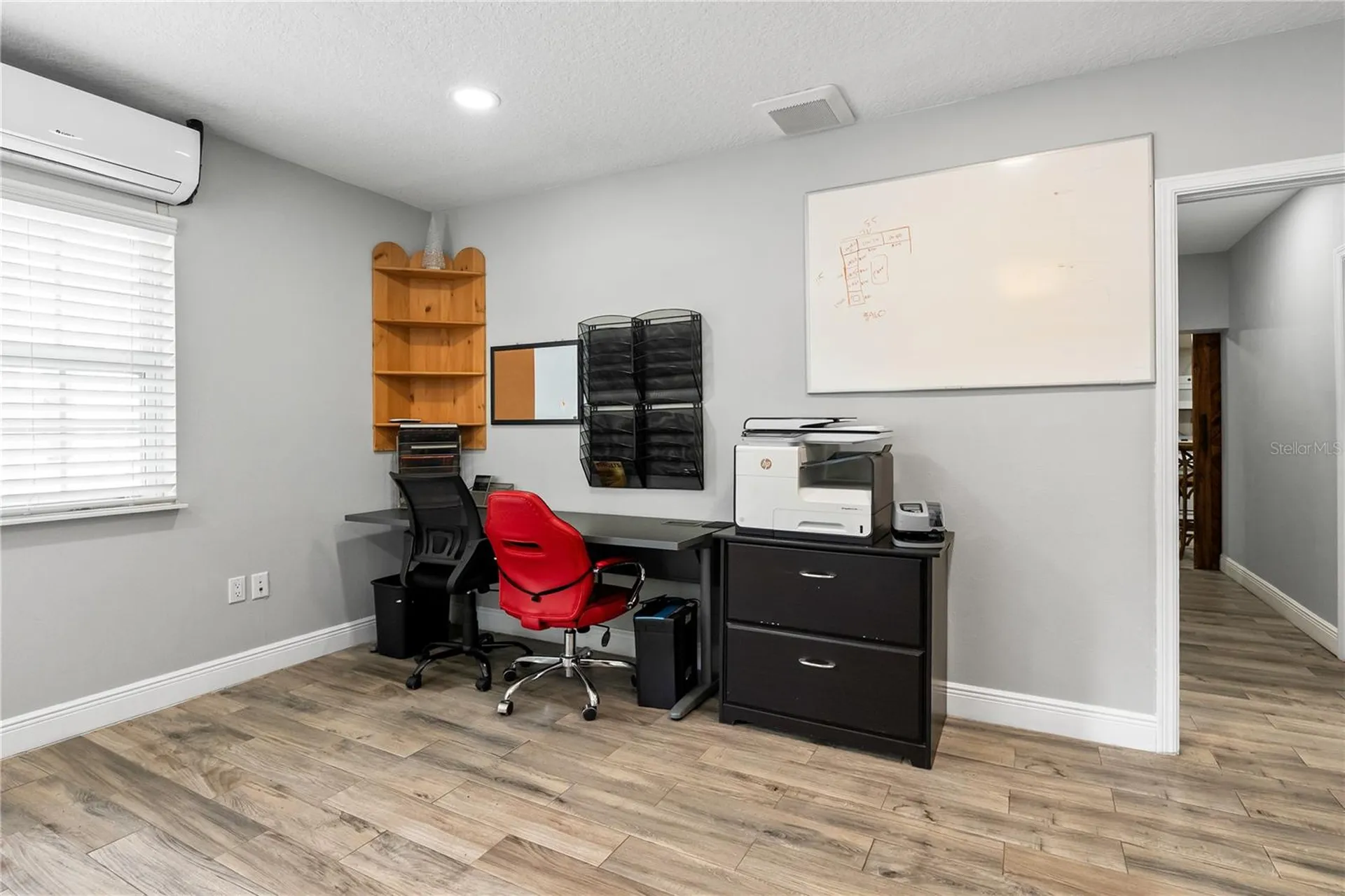 5424 Edgewater Drive Orlando FL 32810