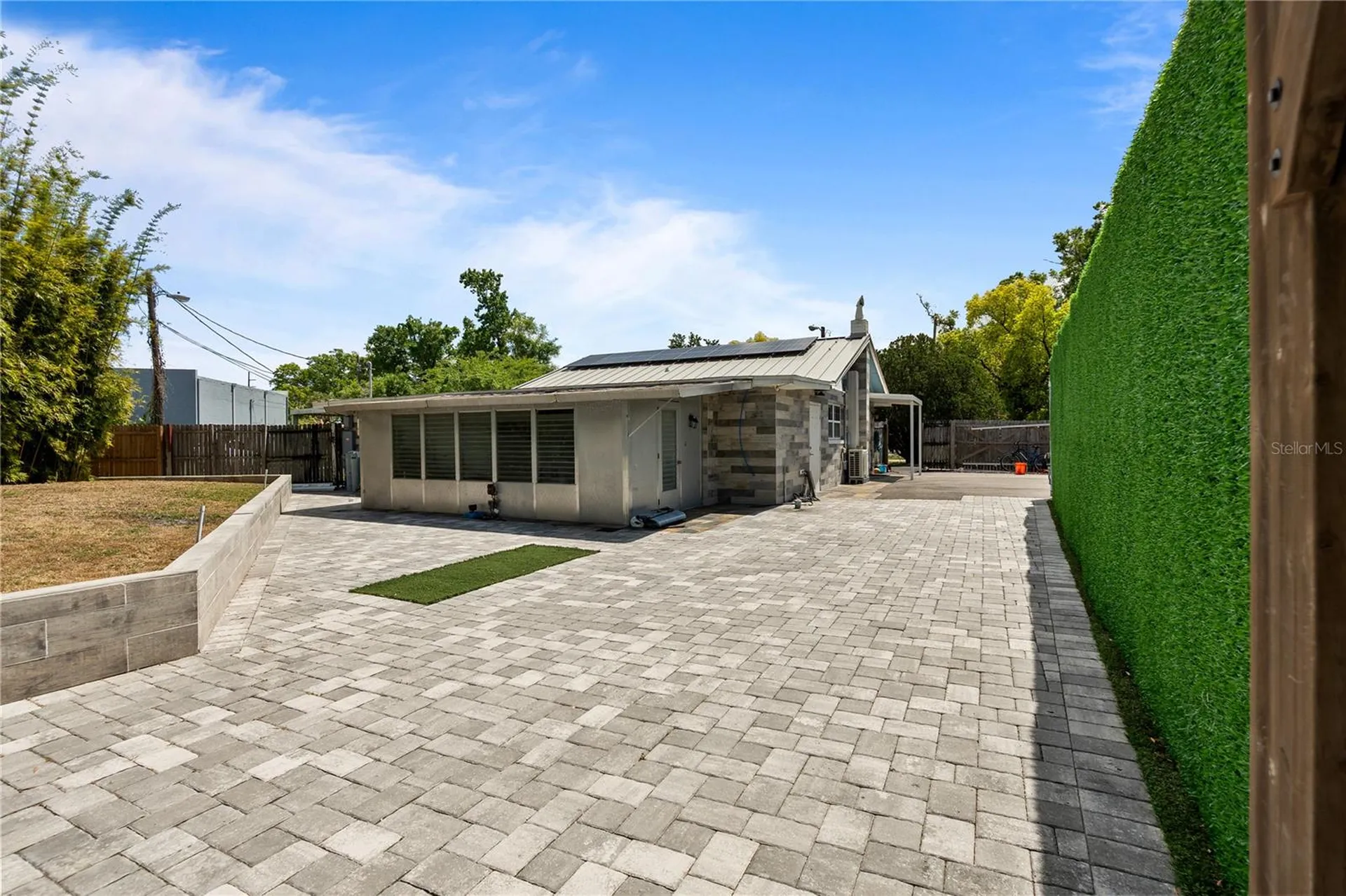 5424 Edgewater Drive Orlando FL 32810