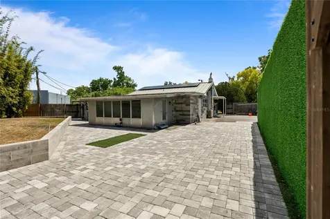 5424 Edgewater Drive Orlando FL 32810