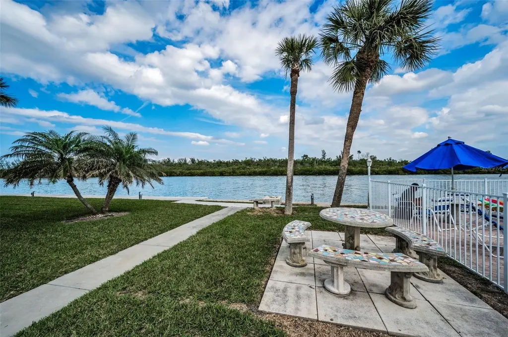 18325 Gulf Boulevard Redington Shores FL 33708