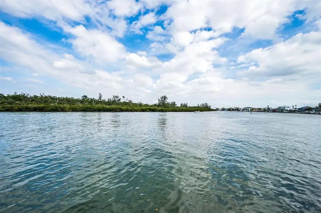 18325 Gulf Boulevard Redington Shores FL 33708