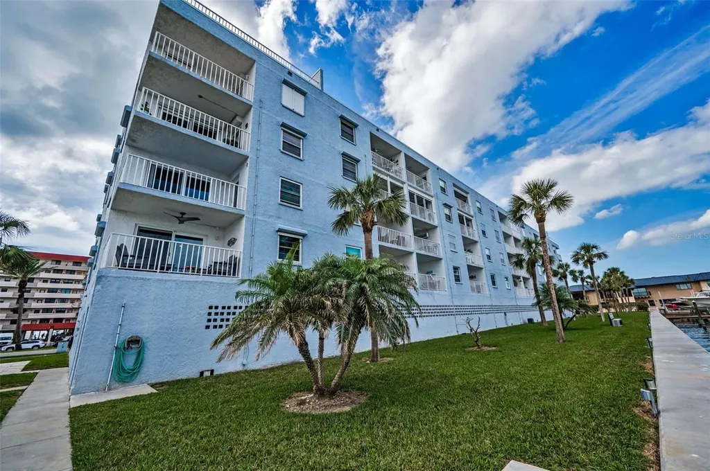 18325 Gulf Boulevard Redington Shores FL 33708