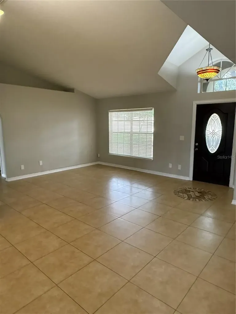 17802 Jefferson Street Oakland FL 34787