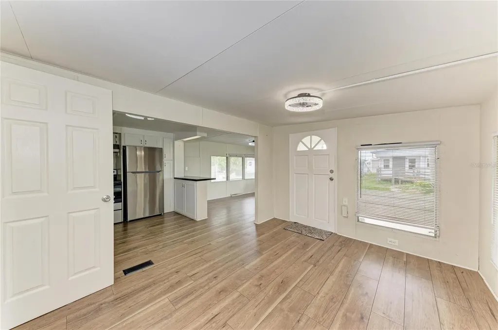 709 50th Avenue Terrace W Bradenton FL 34207