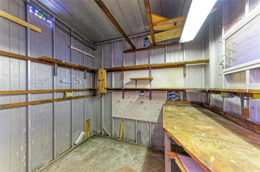 709 50th Avenue Terrace W Bradenton FL 34207