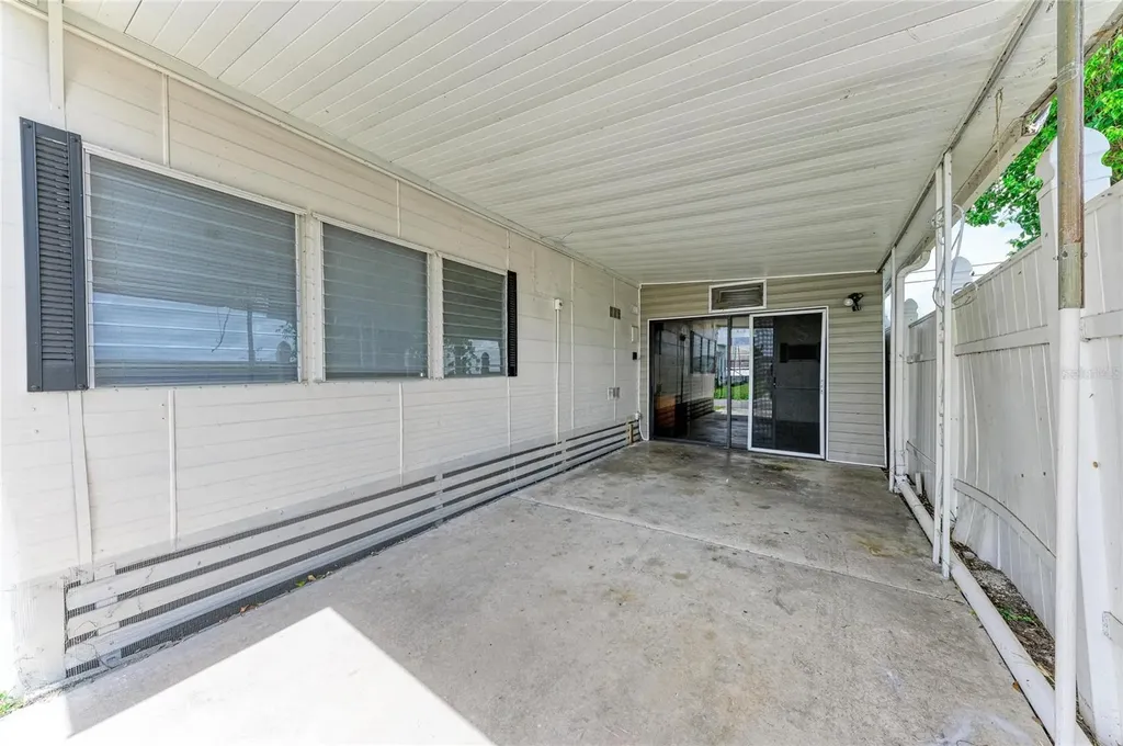 709 50th Avenue Terrace W Bradenton FL 34207