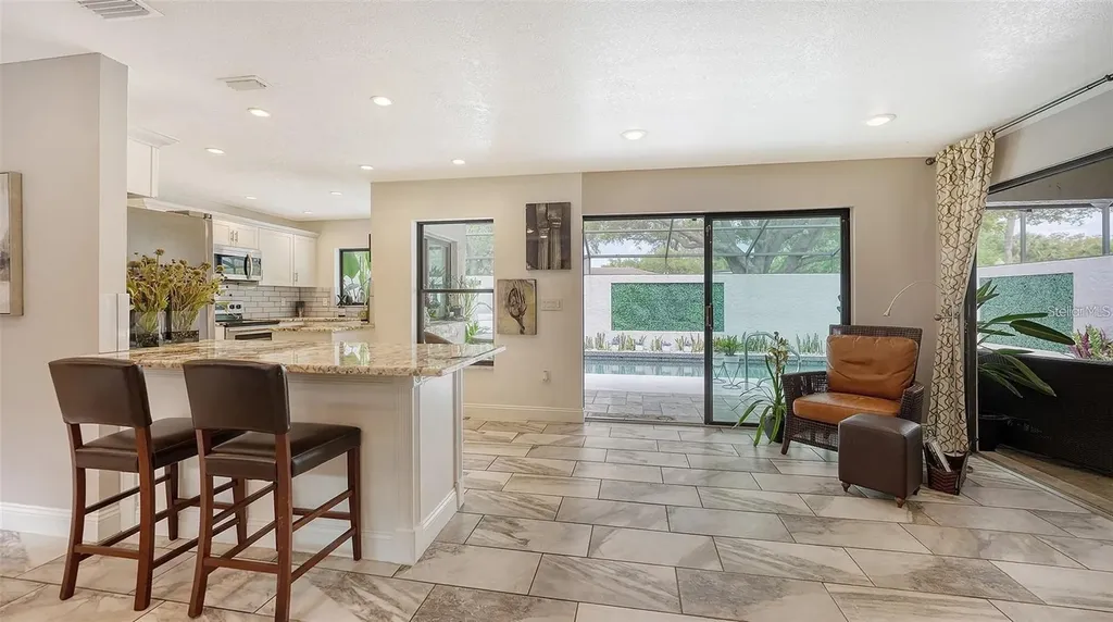 3842 Glen Oaks Manor Drive Sarasota FL 34232
