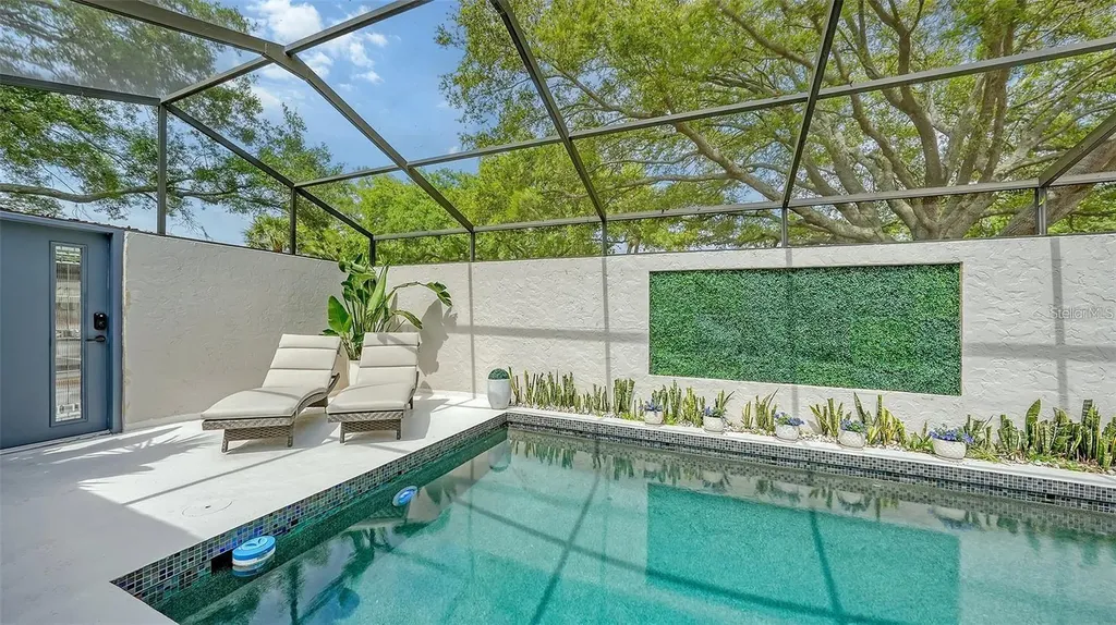 3842 Glen Oaks Manor Drive Sarasota FL 34232