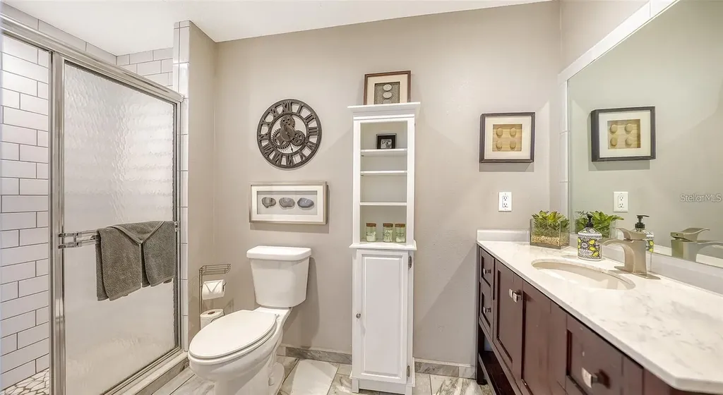 3842 Glen Oaks Manor Drive Sarasota FL 34232
