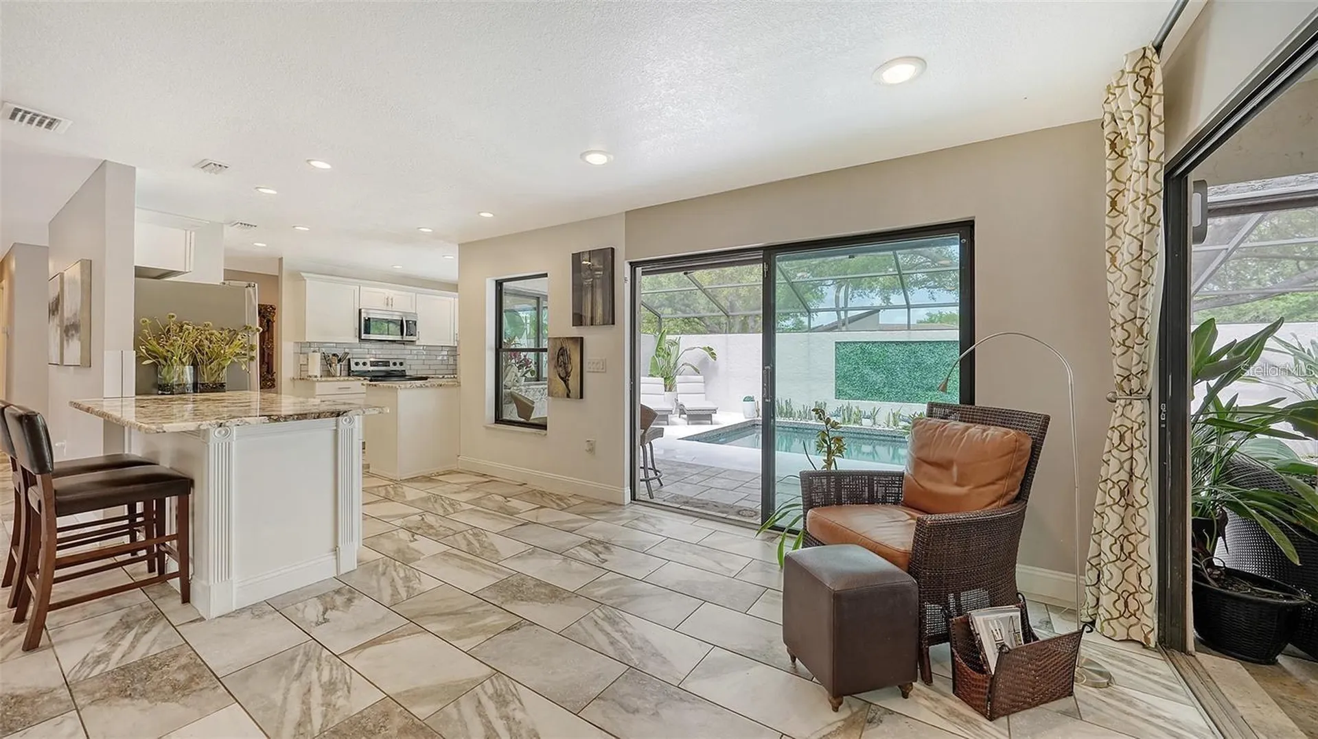 3842 Glen Oaks Manor Drive Sarasota FL 34232