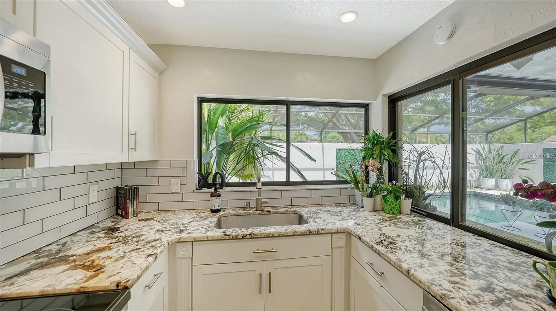 3842 Glen Oaks Manor Drive Sarasota FL 34232