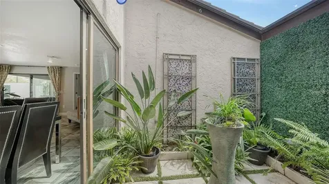 3842 Glen Oaks Manor Drive Sarasota FL 34232