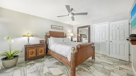 3842 Glen Oaks Manor Drive Sarasota FL 34232