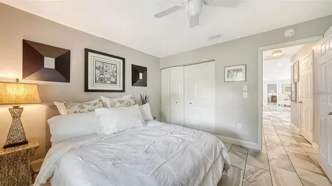 3842 Glen Oaks Manor Drive Sarasota FL 34232