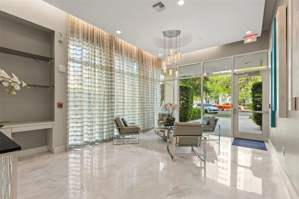 176 4th Avenue NE St Petersburg FL 33701