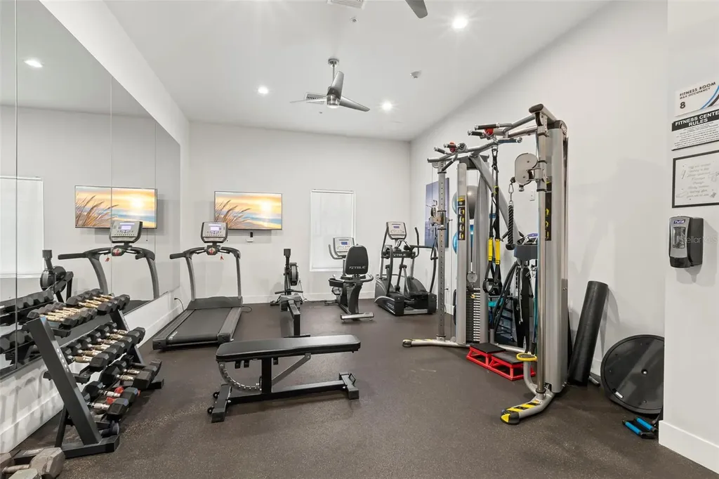 176 4th Avenue NE St Petersburg FL 33701