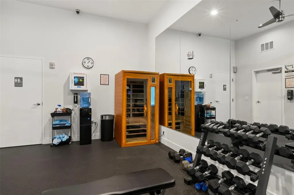 176 4th Avenue NE St Petersburg FL 33701