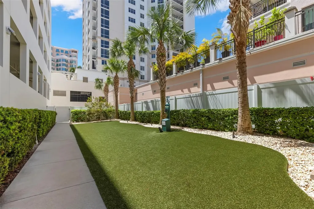 176 4th Avenue NE St Petersburg FL 33701