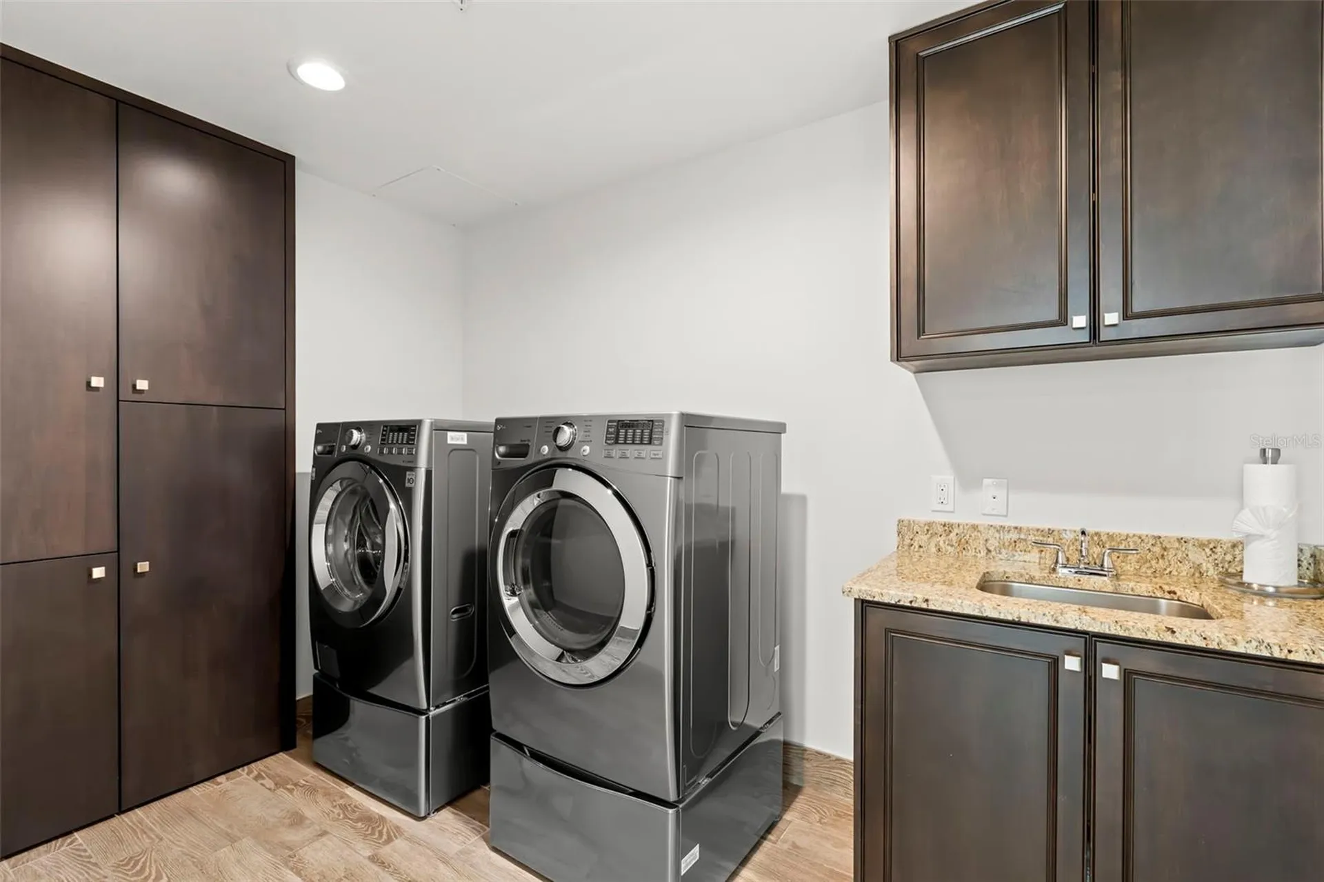 176 4th Avenue NE St Petersburg FL 33701