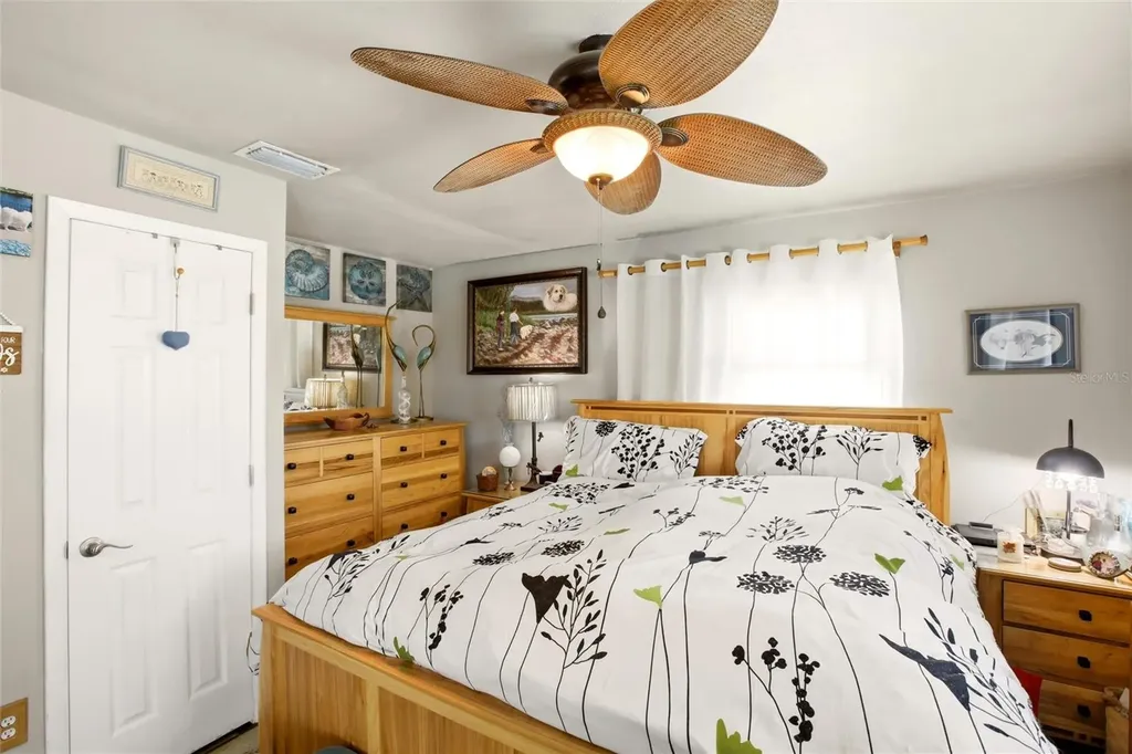 165 W Tarpon Boulevard NW Port Charlotte FL 33952