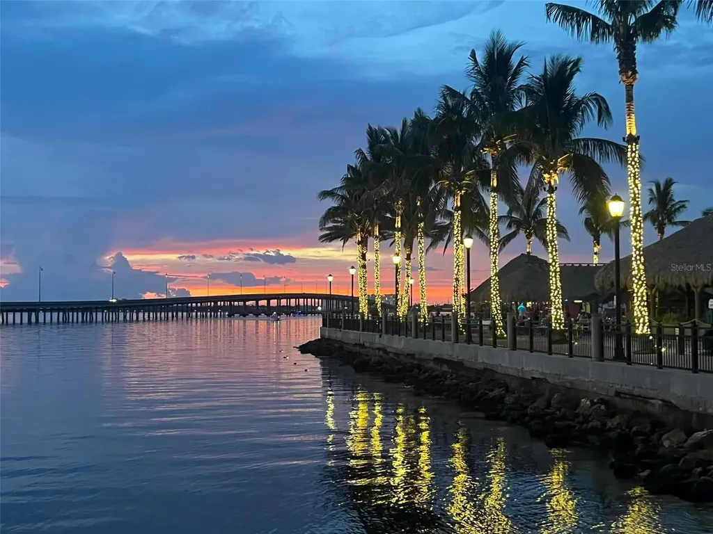 165 W Tarpon Boulevard NW Port Charlotte FL 33952