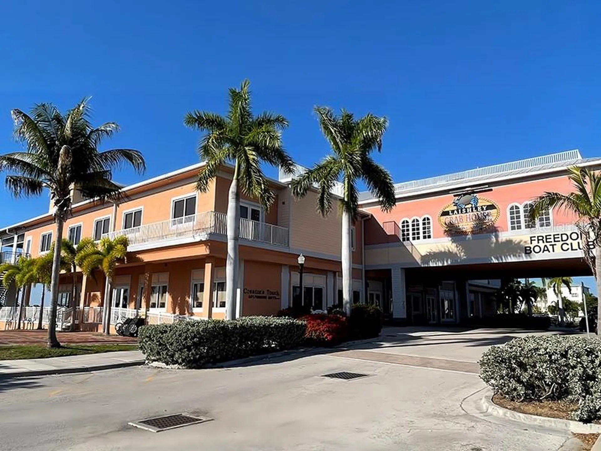 165 W Tarpon Boulevard NW Port Charlotte FL 33952