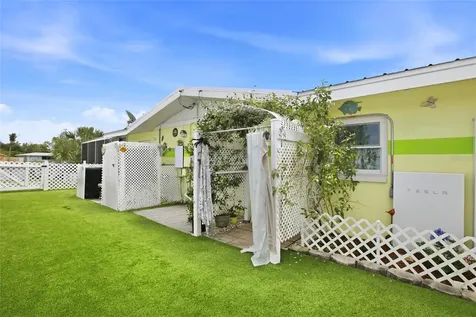 165 W Tarpon Boulevard NW Port Charlotte FL 33952