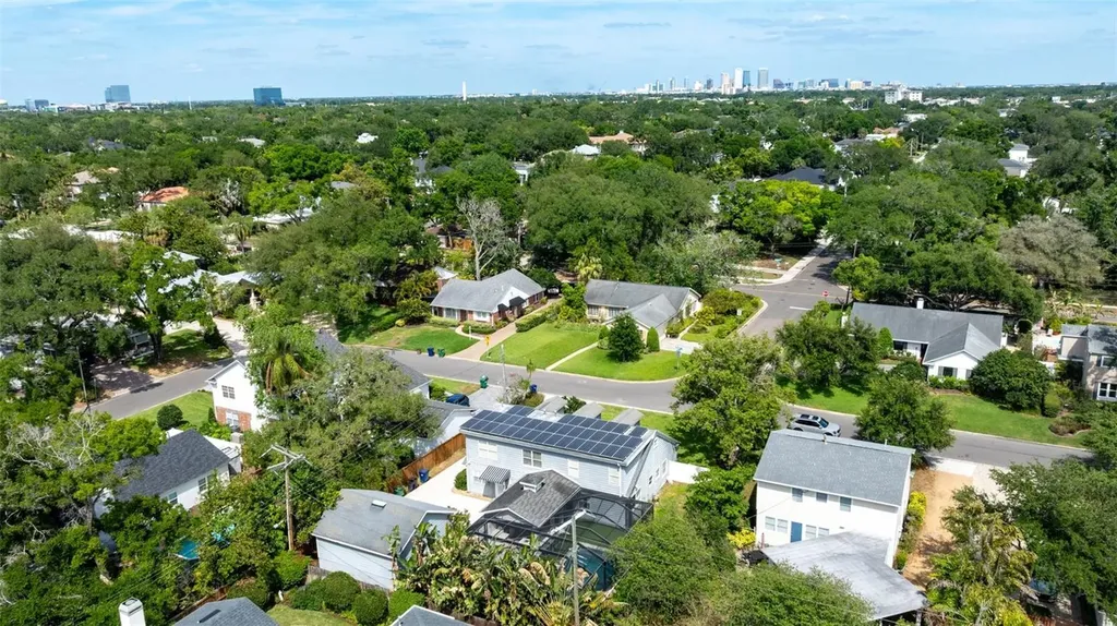 1107 S Dunbar Avenue Tampa FL 33629