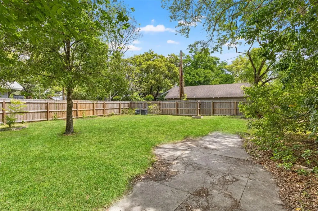 5101 N Seminole Avenue Tampa FL 33603