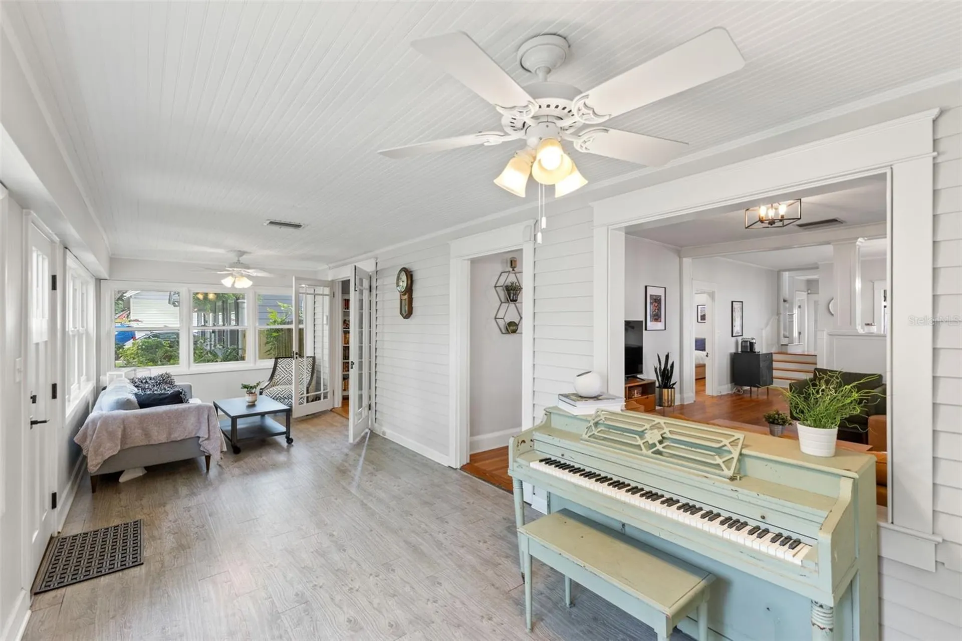 5101 N Seminole Avenue Tampa FL 33603